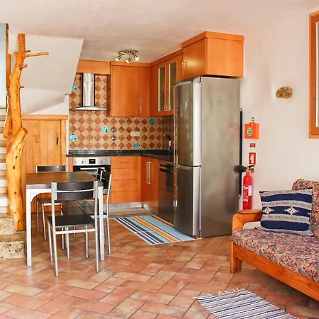 Lovely 4-Bed Town House In The Down Town Of Tavira *