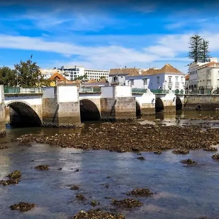 Lovely 4-Bed Town House In The Down Town Of Tavira * Тавира