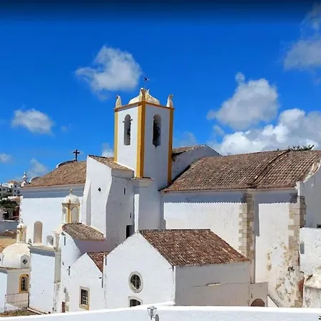 Appartamento Lovely 4-Bed Town House In The Down Town Of Tavira Tavira